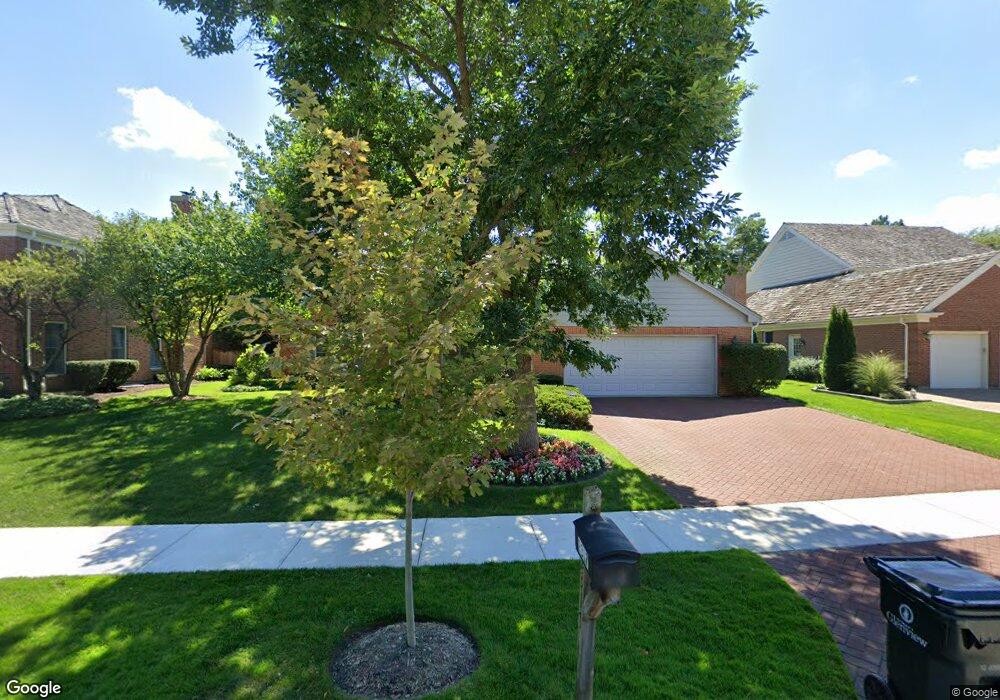 2317 Iroquois Dr, Glenview, IL 60026 - photo 1