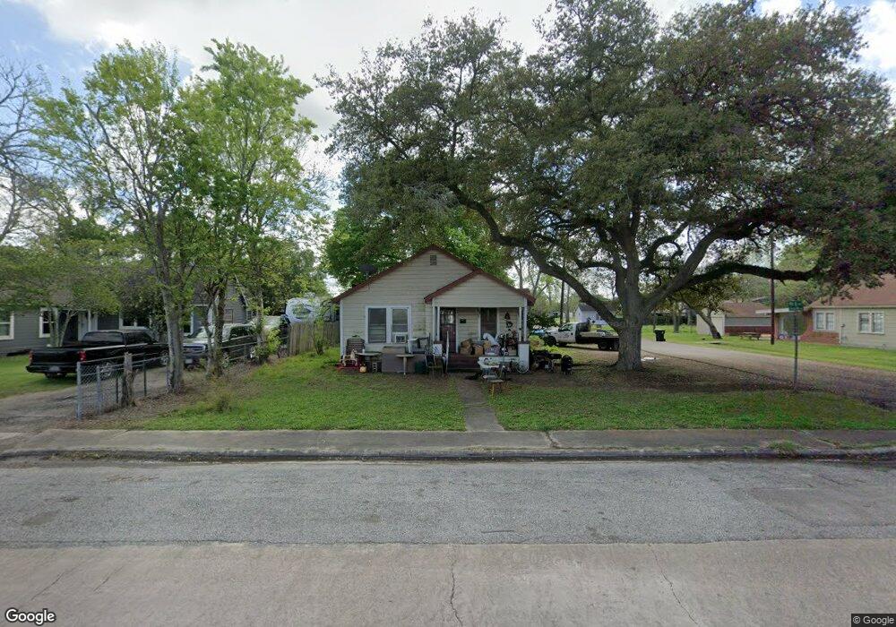 2900 4th St, Bay City, TX 77414 - photo 1