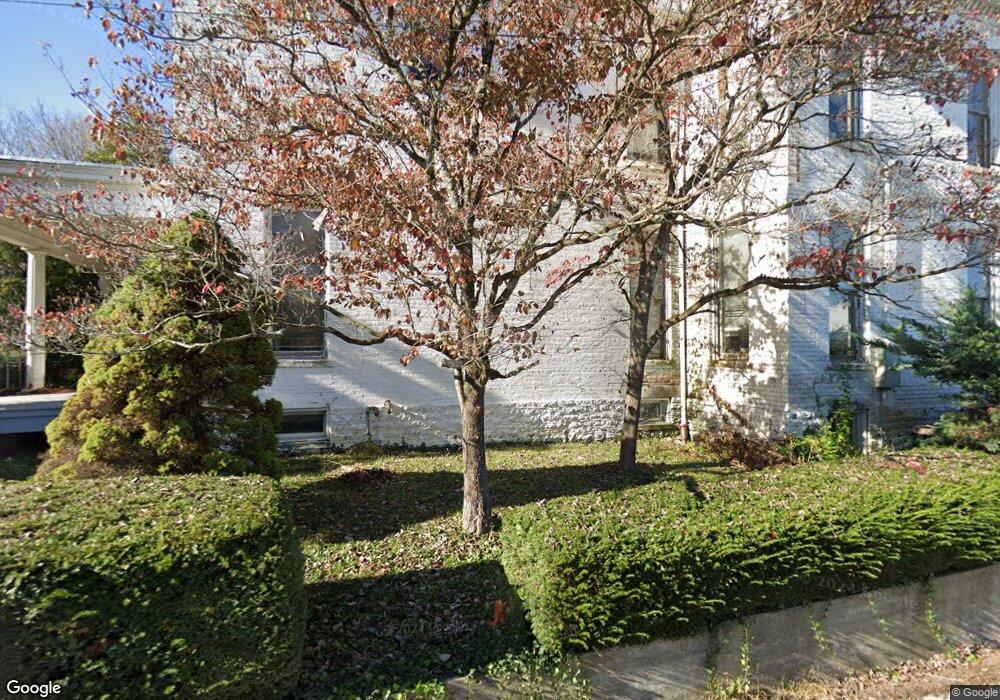 327 W 2nd St, Maysville, KY 41056 - photo 1