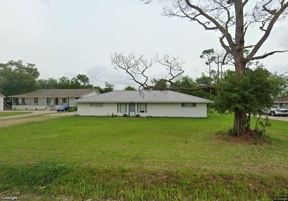 5817 Perry Ln, Lake Charles, LA 70605 - photo 1