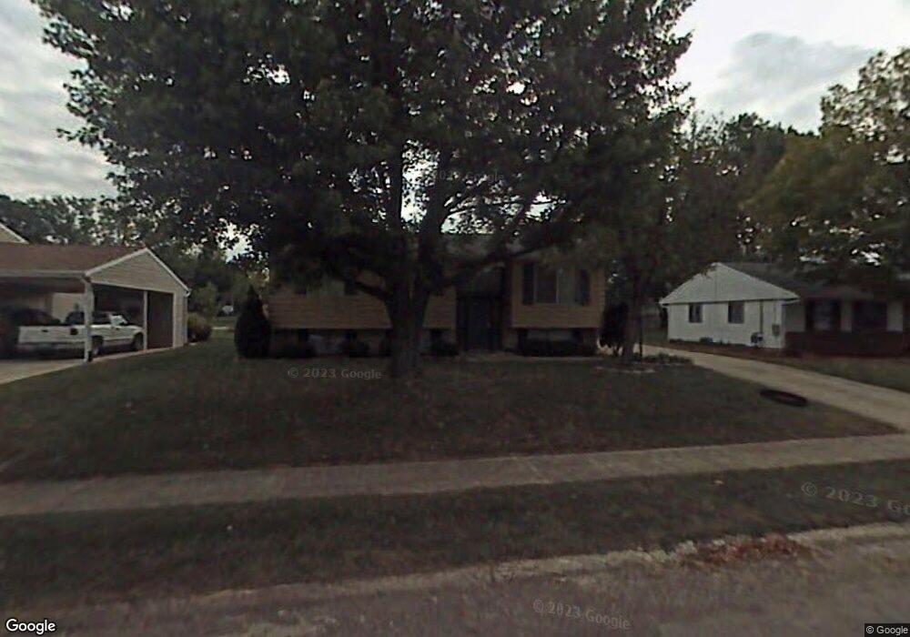 317 Meadow Dr, Circleville, OH 43113 - photo 1