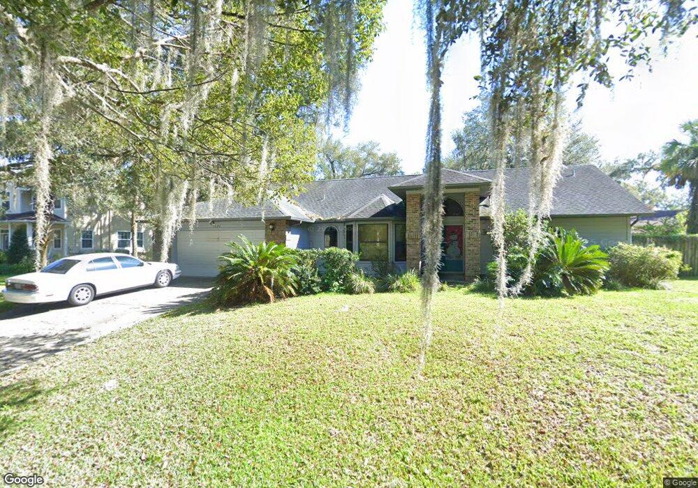 7524 Oak Brook Dr, Zephyrhills, FL 33540 - photo 1