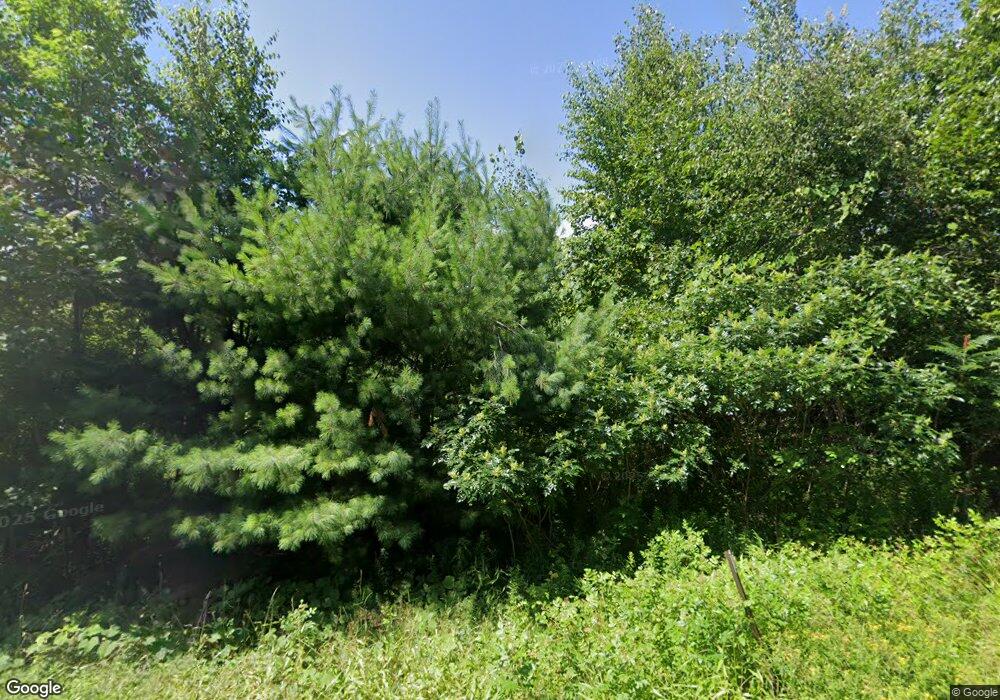 135 Twist Hill Rd, Dunbarton, NH 03046 - photo 1