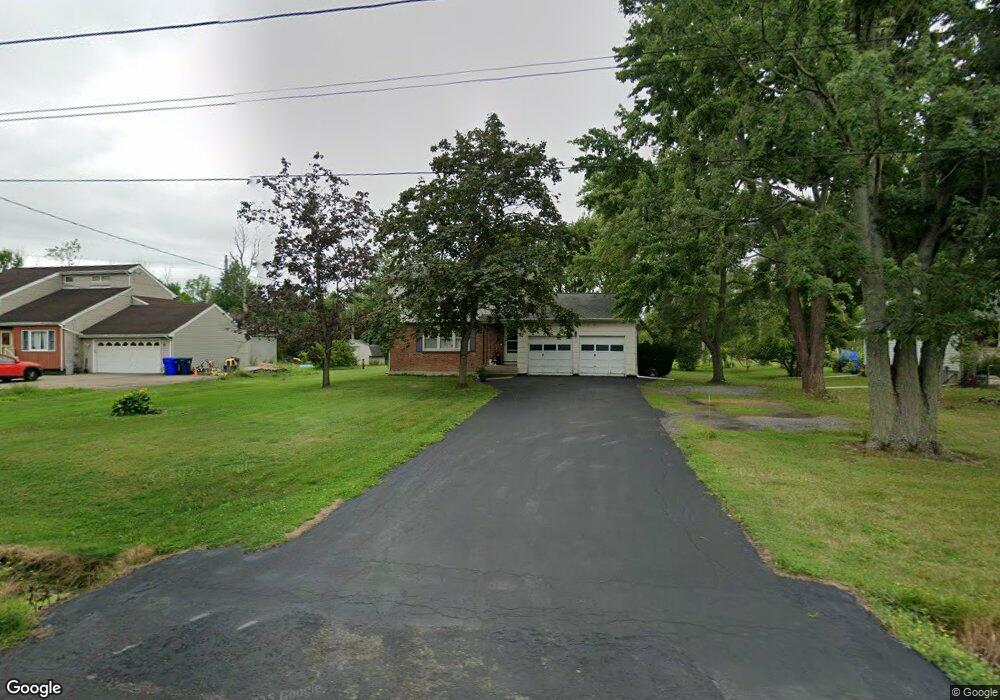 5264 Mapleton Rd, Lockport, NY 14094 - photo 1