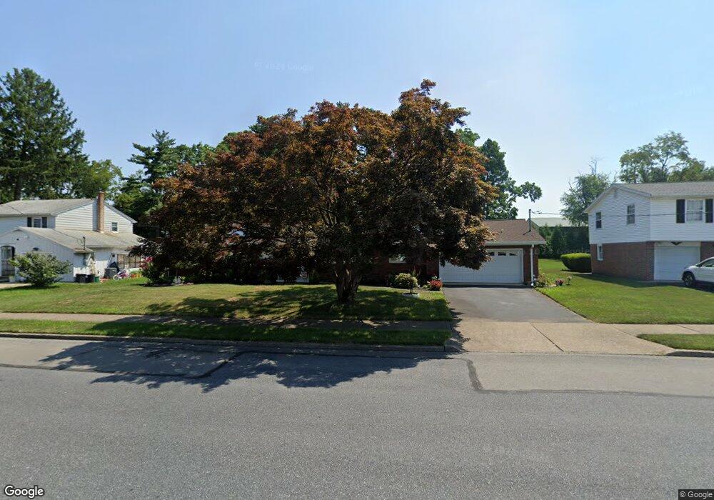 2324 East Blvd, Bethlehem, PA 18017 - photo 1