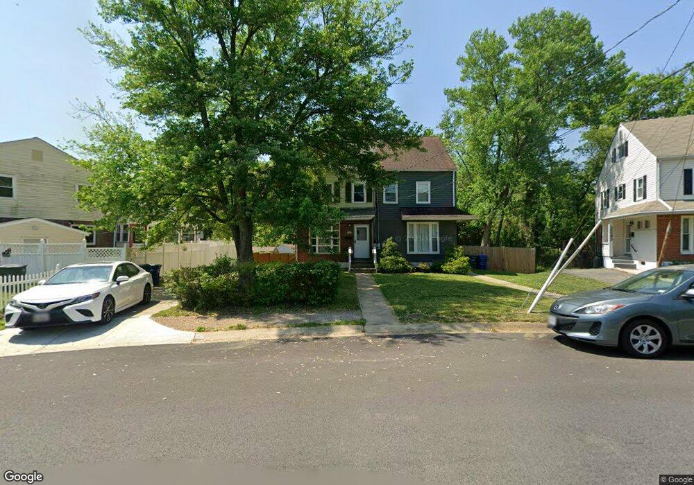 2241 Sweetbriar Dr, Alexandria, VA 22307 - photo 1