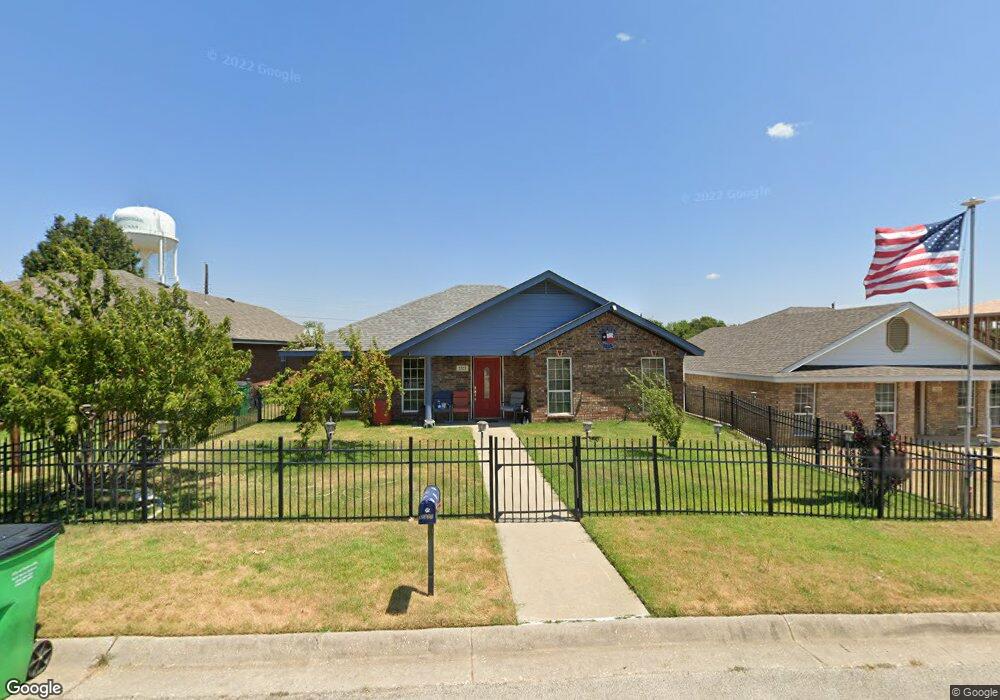 2321 Jodi Ln, Gainesville, TX 76240 - photo 1