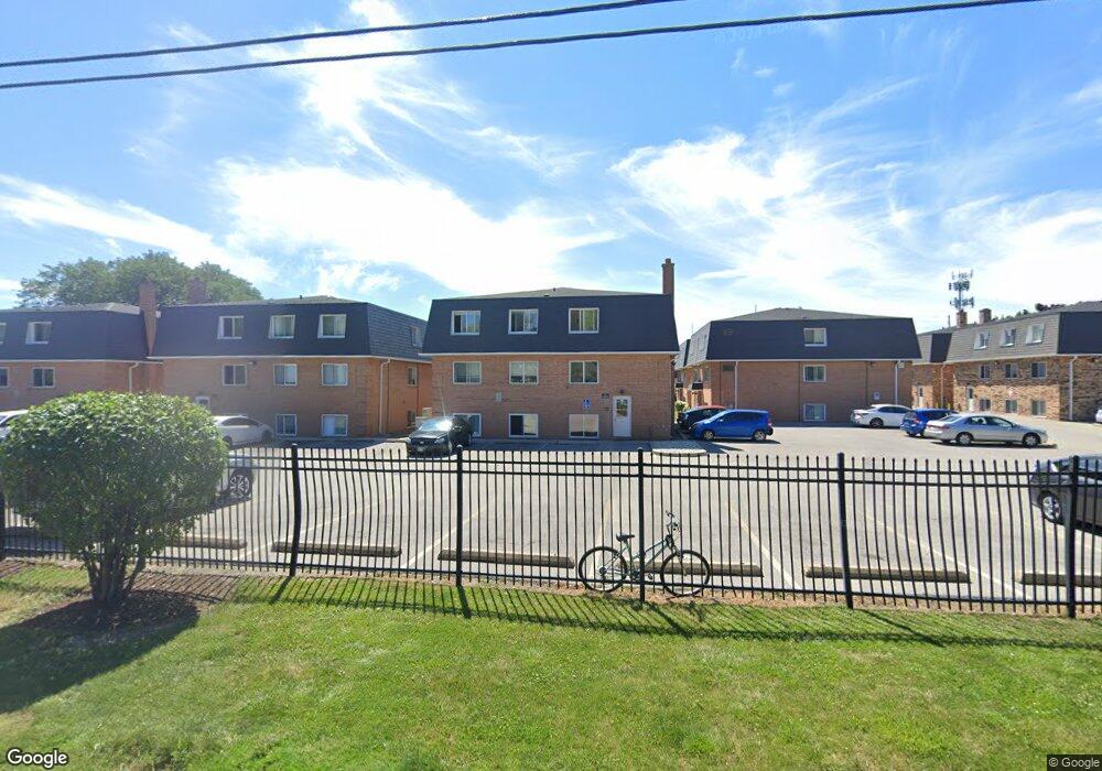 10072 Holly Ln unit 100722S, Des Plaines, IL 60016 - photo 1