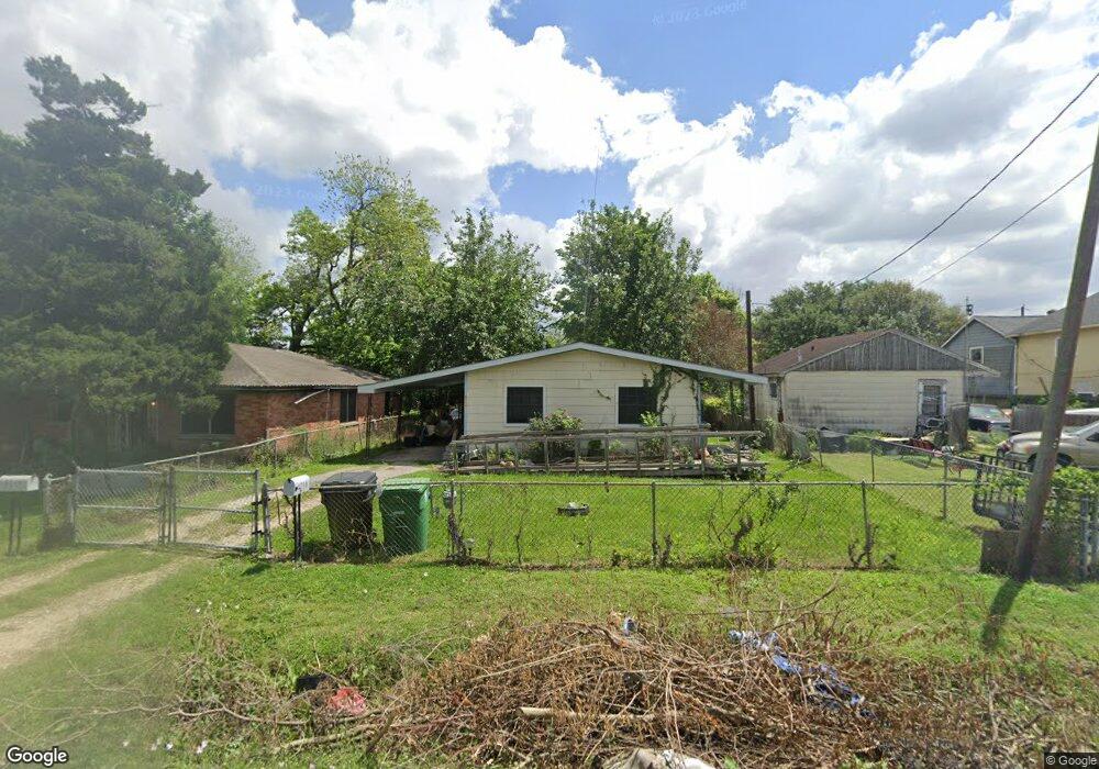 4216 Delhi St, Houston, TX 77022 - photo 1