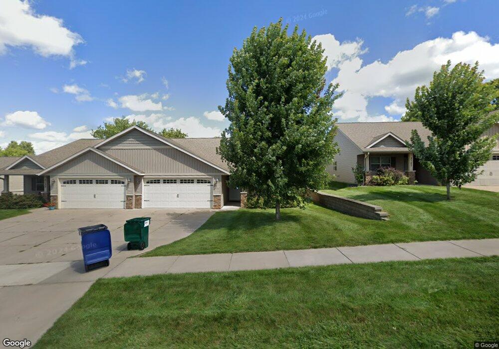 3133 White Oak Ln, Eau Claire, WI 54703 - photo 1