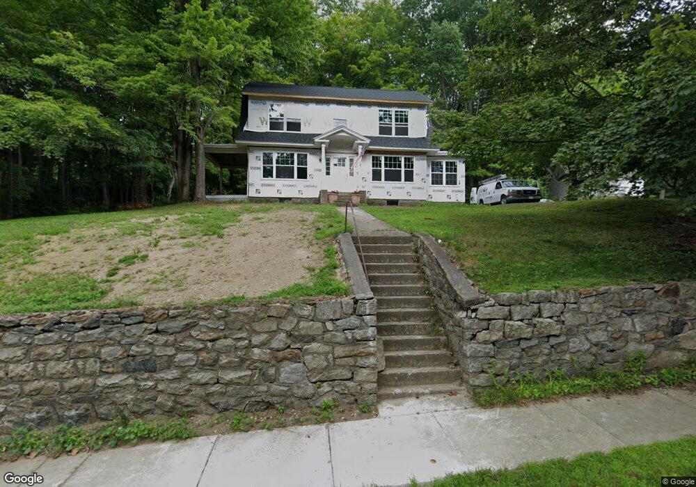 25 S Maple St, Shelburne Falls, MA 01370 - photo 1