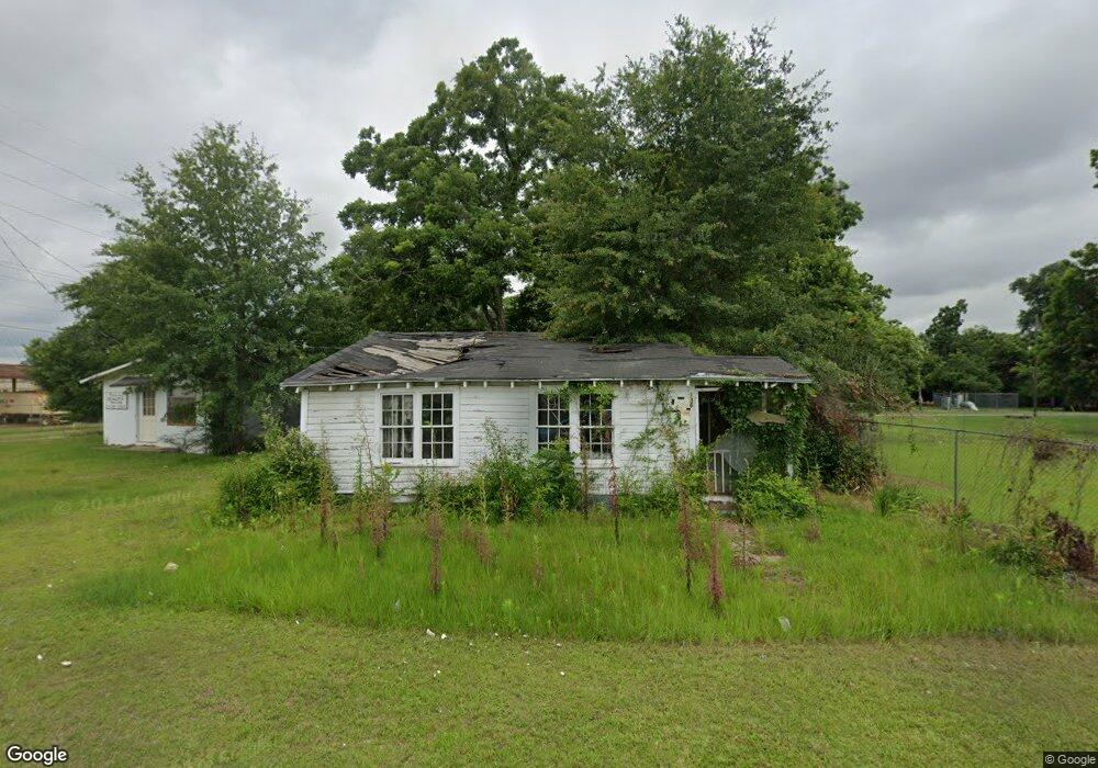 136 N Ellis St, Camilla, GA 31730 - photo 1