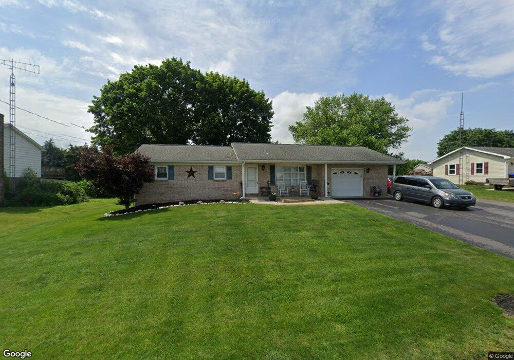 901 Warm Spring Rd, Chambersburg, PA 17202 - photo 1