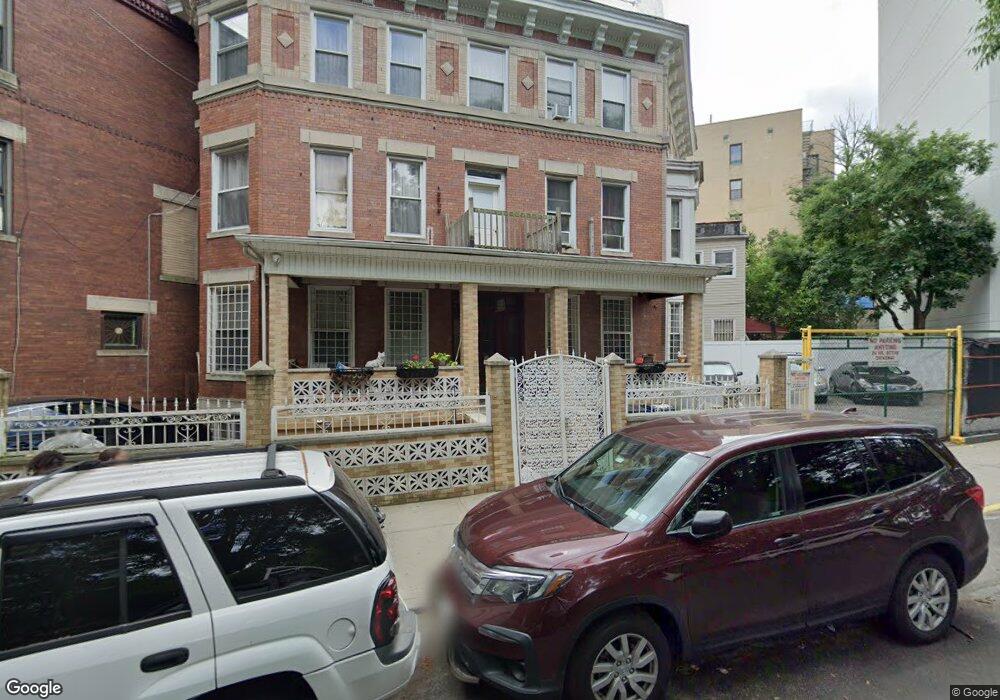 212 E Mosholu Pkwy S, Bronx, NY 10458 - photo 1