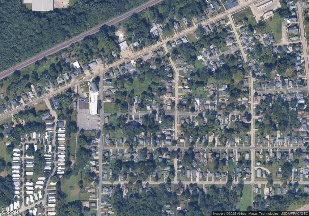 407 Lawn St, Geneva, OH 44041 - photo 1