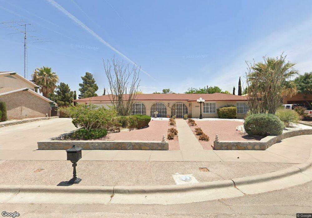 10526 Tomwood Ave, El Paso, TX 79925 - photo 1