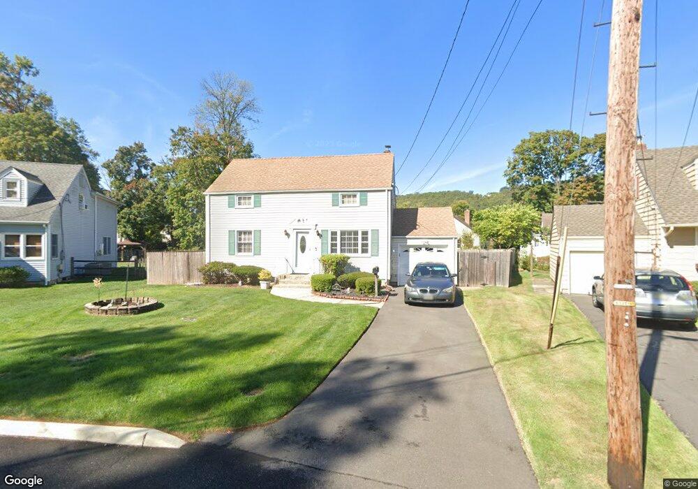 37 Glen Ct, North Plainfield, NJ 07063 - photo 1