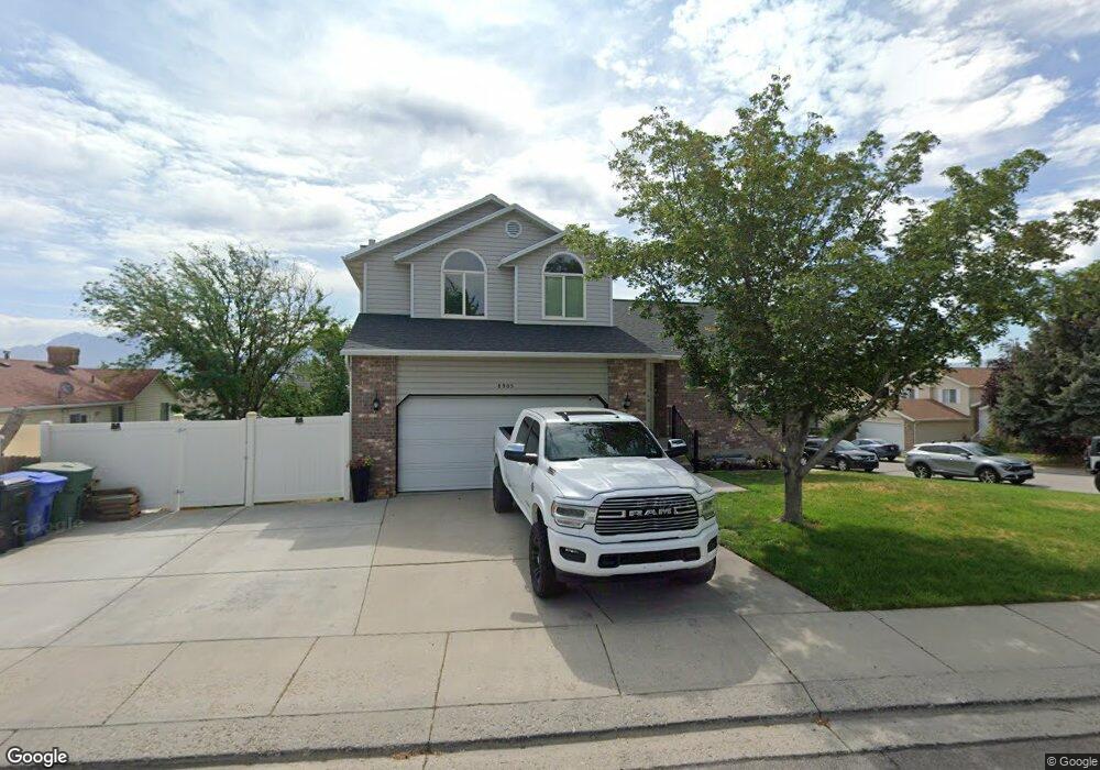 8905 Pagoda Tree Ln, West Jordan, UT 84088 - photo 1