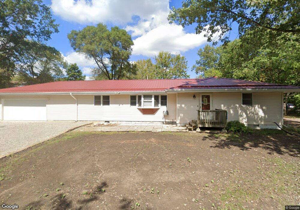 904 N Lakeview Dr, Lowell, IN 46356 - photo 1