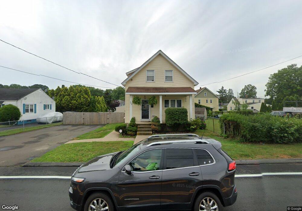 384 Short Beach Rd, East Haven, CT 06512 - photo 1