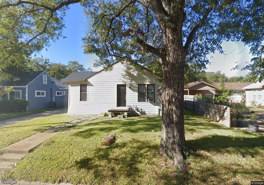 1305 N Preston St, Ennis, TX 75119 - photo 1