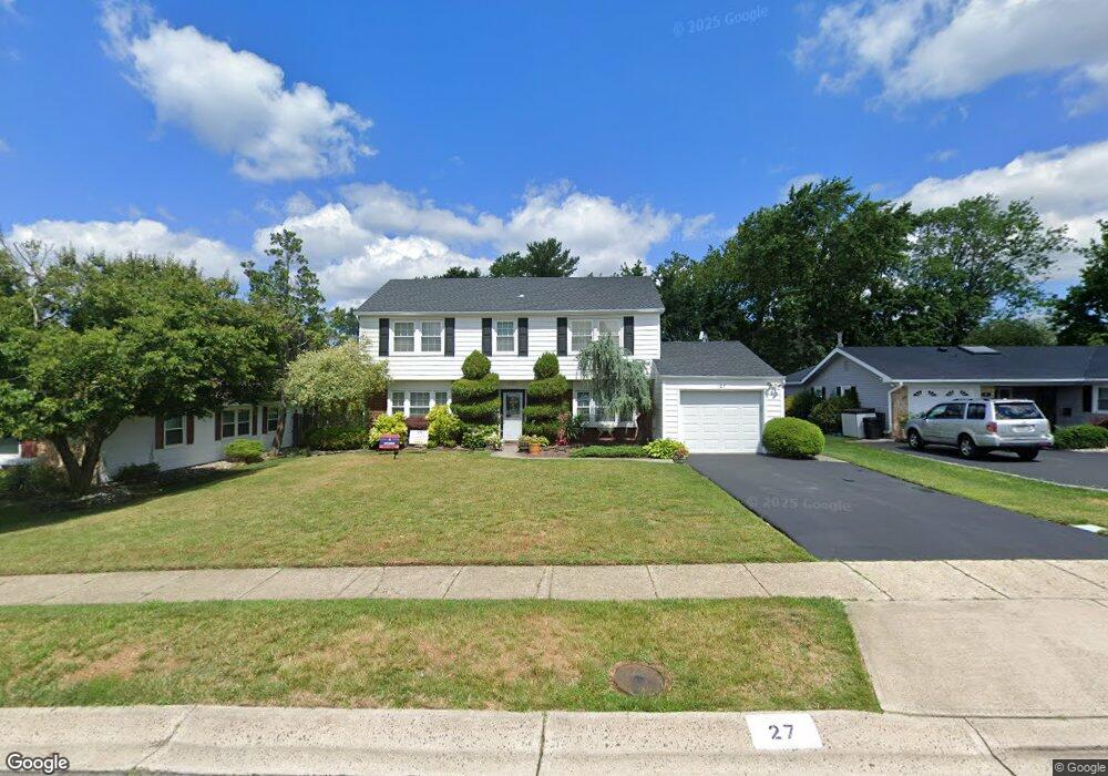 27 Fayette Ln, Matawan, NJ 07747 - photo 1