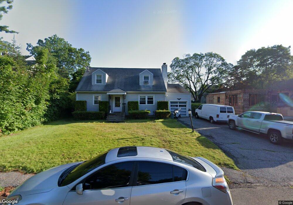 55 Brooklawn Ave, Stamford, CT 06906 - photo 1