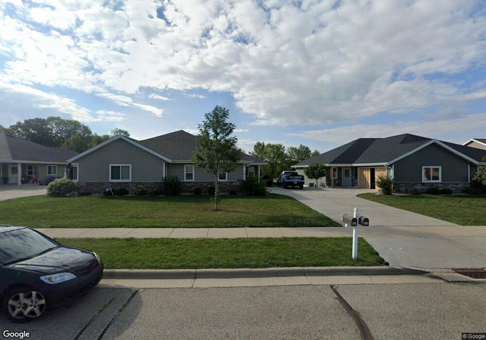 830 Oregon Parks Ave, Oregon, WI 53575 - photo 1