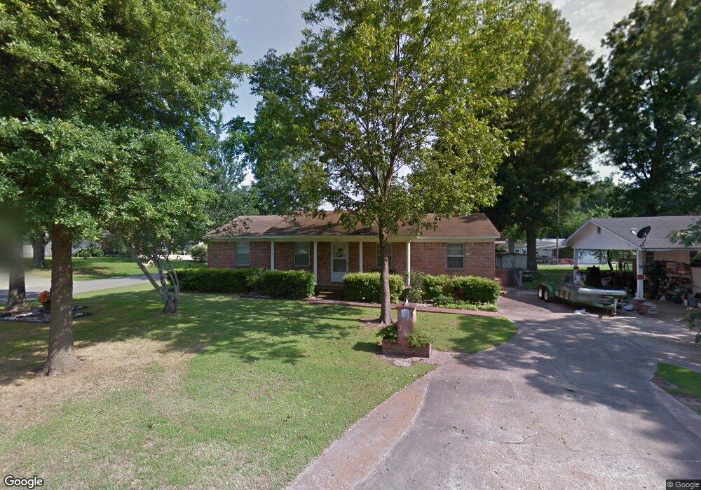 701 W 12th St, Stuttgart, AR 72160 - photo 1