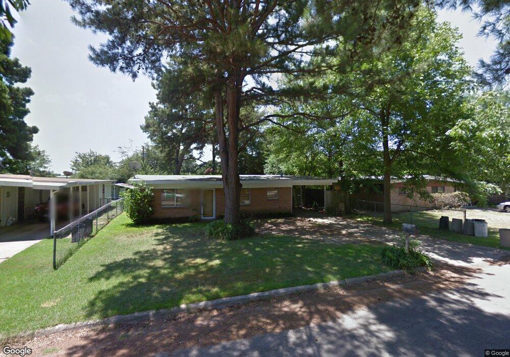 1022 Ellen Ave, Wake Village, TX 75501 - photo 1