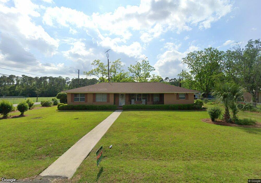 102 Traylor Ave, Fitzgerald, GA 31750 - photo 1