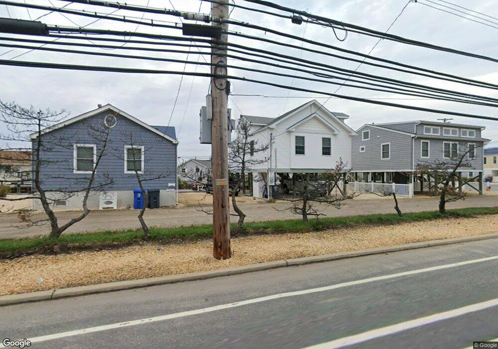 212 W Bayview Dr, Lavallette, NJ 08735 - photo 1