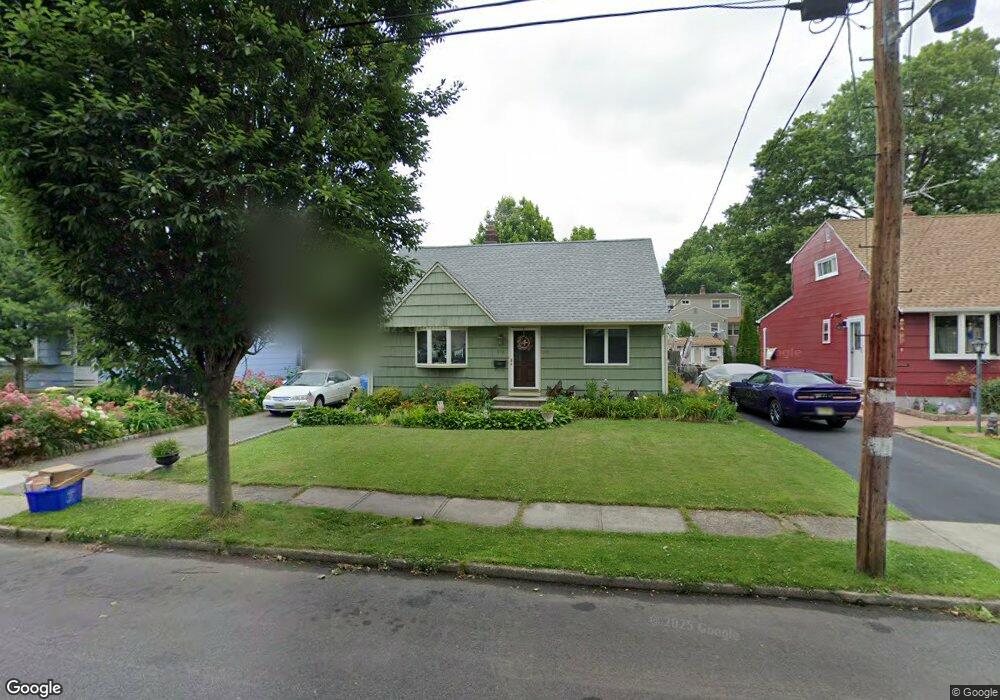 876 Riffle Ave, Rahway, NJ 07065 - photo 1