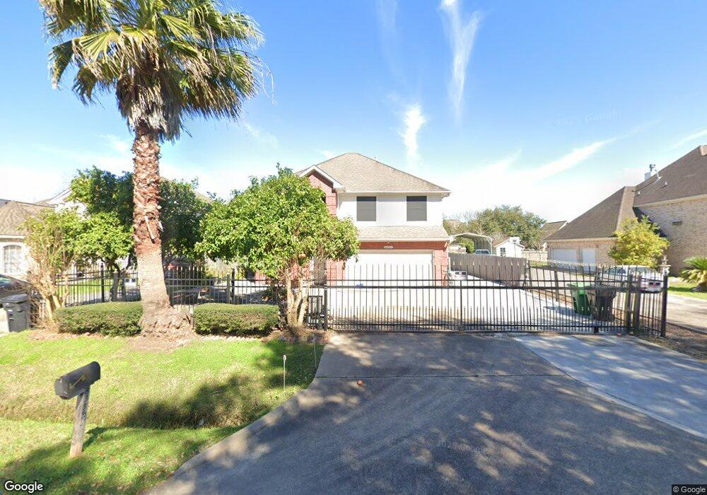 8335 Wayfarer Ln, Houston, TX 77075 - photo 1