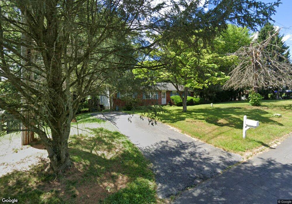 2200 Hampshire Dr, Fallston, MD 21047 - photo 1