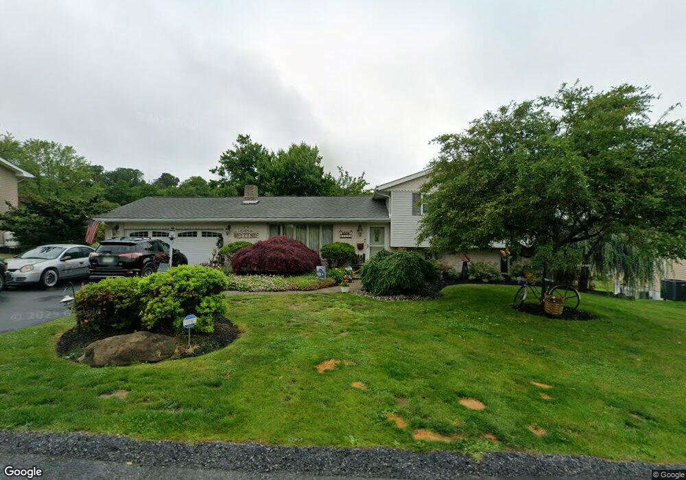 2693 Lehigh St, Slatington, PA 18080 - photo 1