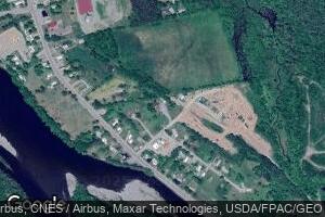 14 Wing St, Bingham, ME 04920