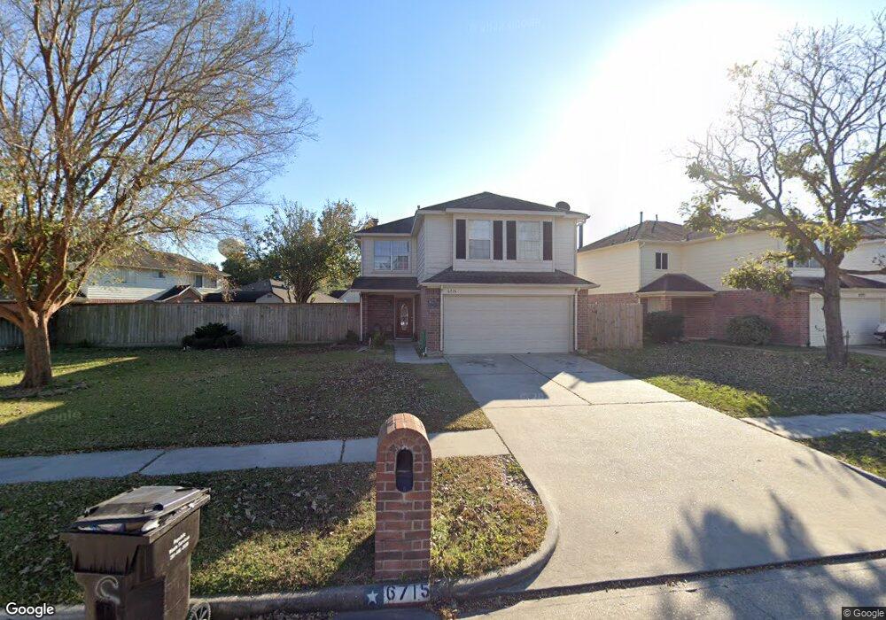 6715 Bayou Crest Dr, Houston, TX 77088 - photo 1