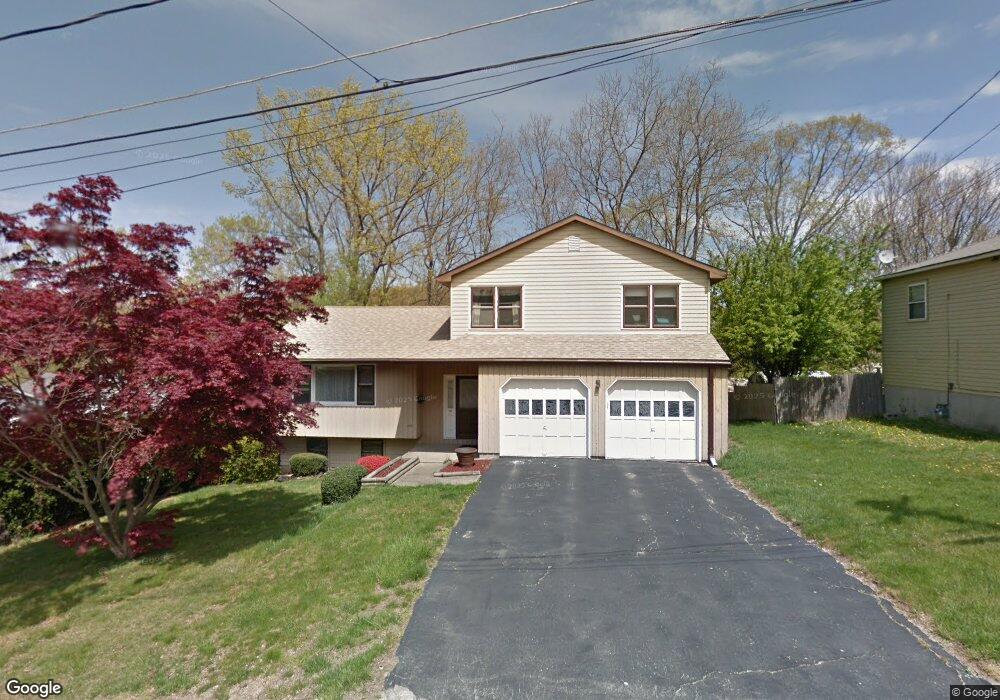 144 Williamson Dr, Waterbury, CT 06710 - photo 1