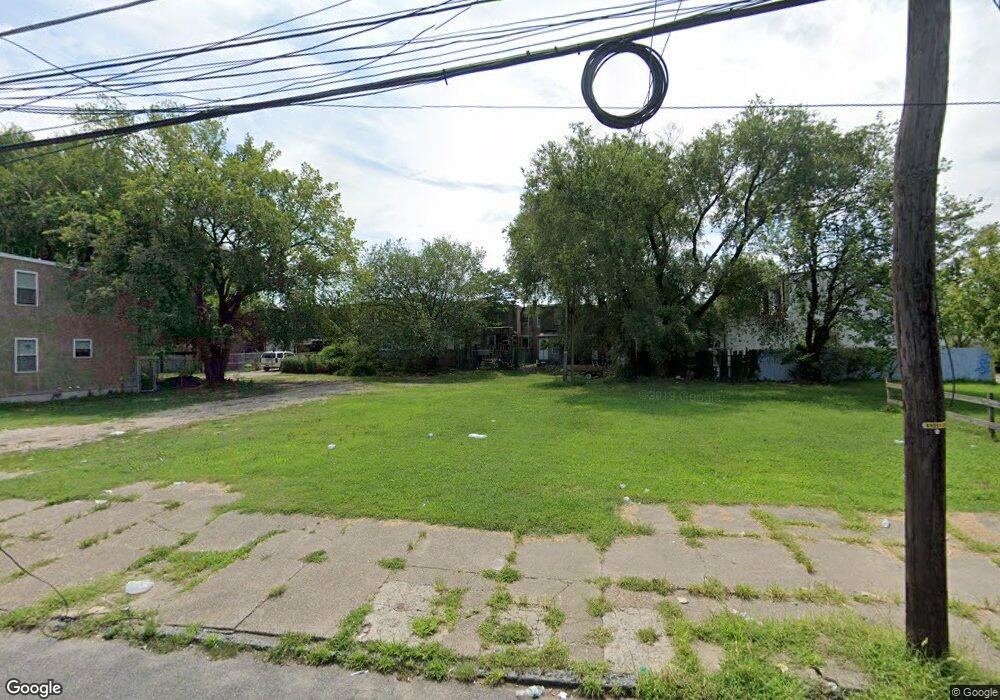 556 Royden St, Camden, NJ 08103 - photo 1