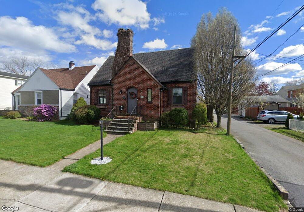 1738 W Whitehall St unit 1740, Allentown, PA 18104 - photo 1