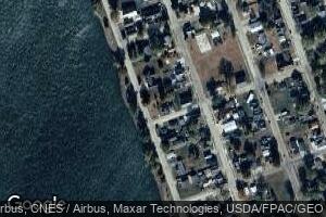 715 Lake St, Sabula, IA 52070