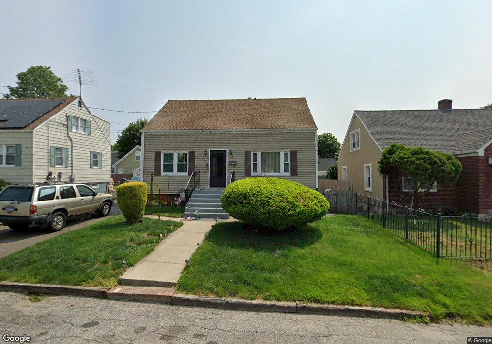 174 Funston Ave, Bridgeport, CT 06606 - photo 1