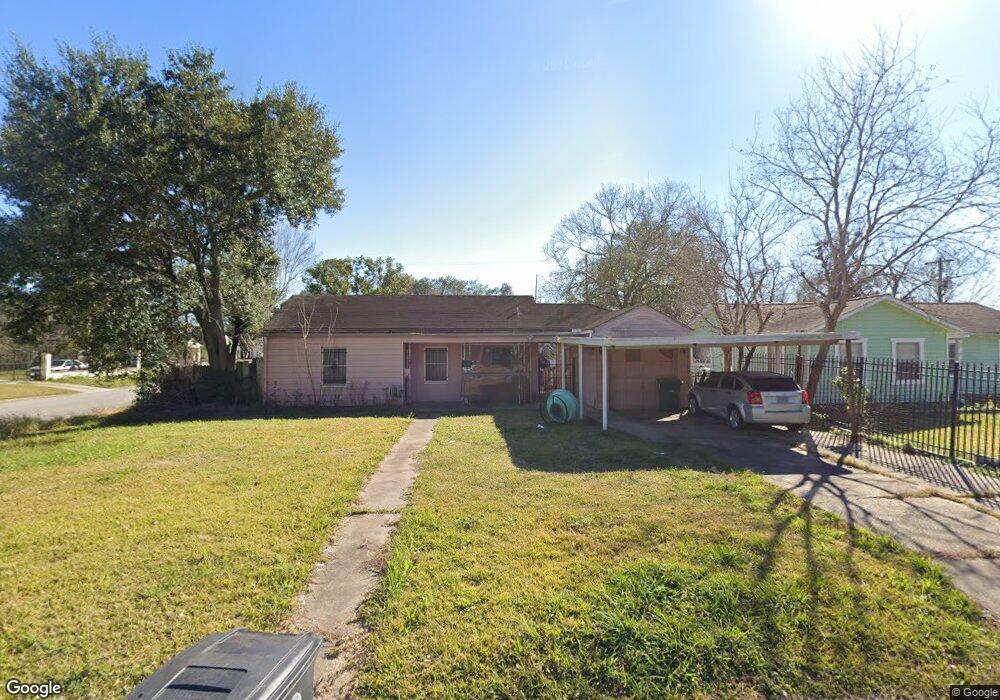 7040 Kinney St, Houston, TX 77087 - photo 1