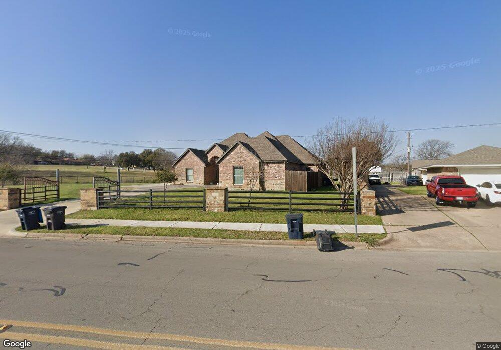 6908 Woodway Dr, Fort Worth, TX 76133 - photo 1