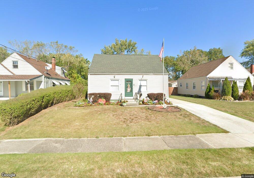 2477 E 37th St, Lorain, OH 44055 - photo 1