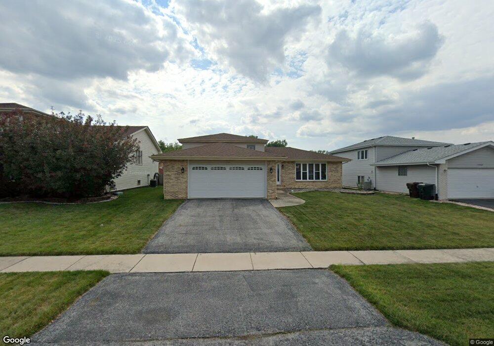 17966 Poplar Ln, Country Club Hills, IL 60478 - photo 1