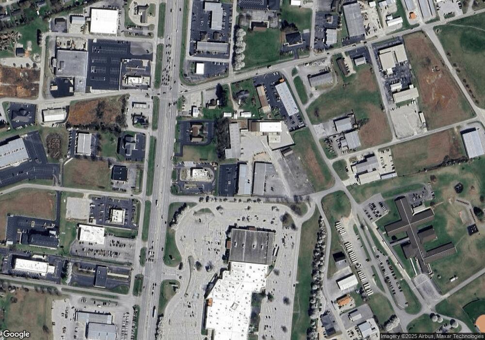 1 Designer Consignor Business, Somerset, KY 42501 - photo 1