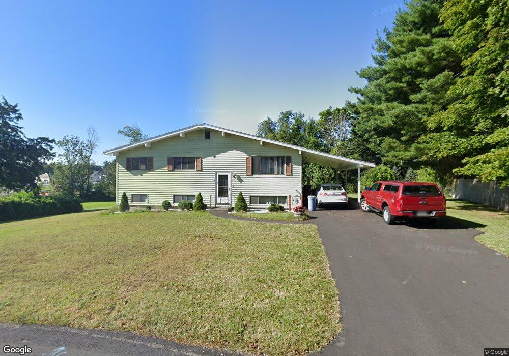 13 Robin Cir, Medway, MA 02053 - photo 1