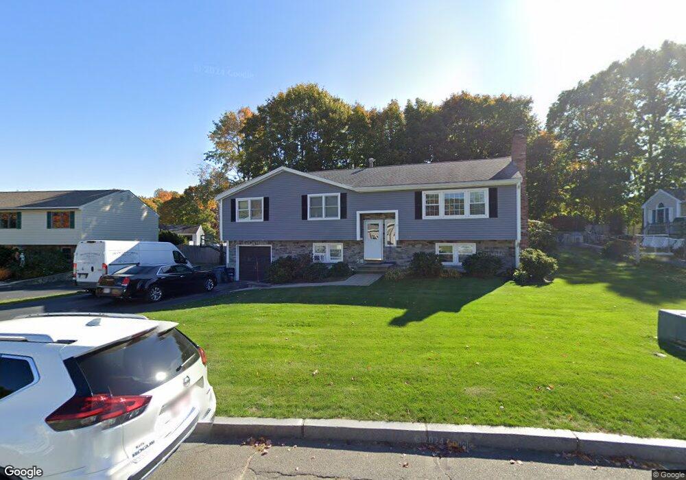19 Larson Ln, Stoneham, MA 02180 - photo 1